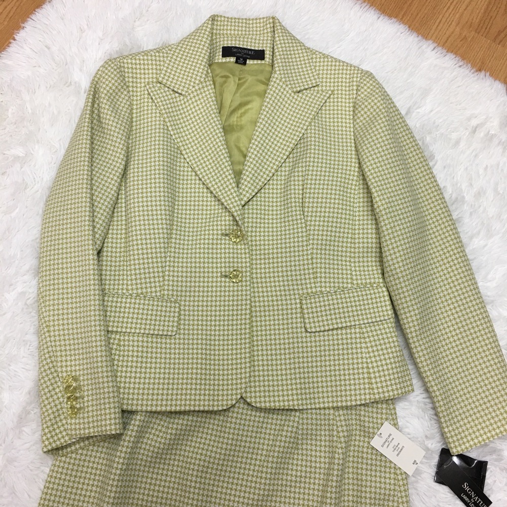 Larry Levine Suit Jacket&Skirt Sz.16
